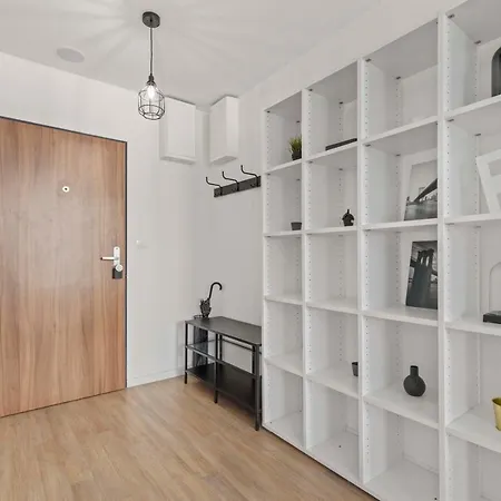 Lam Waves - Ac - Terrace Appartement Bratislava